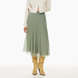 NWT Aritzia Wilfred Twirl Skirt (in pastel sage green)